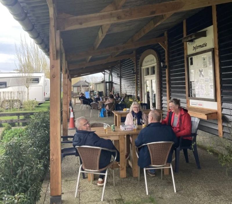 Camperplaats & Melkveebedrijf De Grote Leigraaf