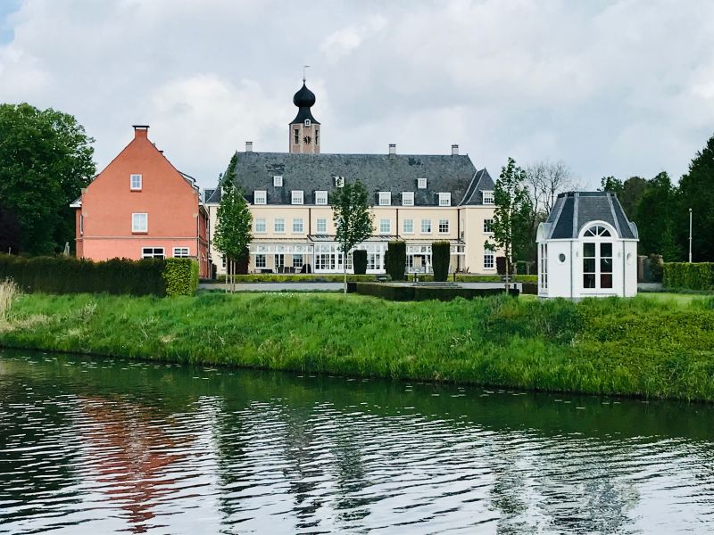 Blick auf Schloss Nieuw-Herlaer