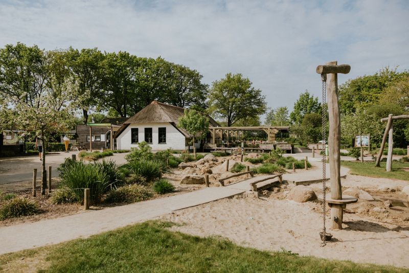 Brasserie de Boerderij & Camping Si-Es-An